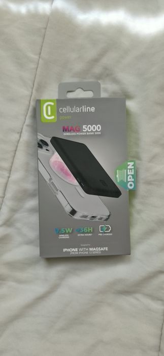 Продавам чисто нова външна батерия MAG 5000