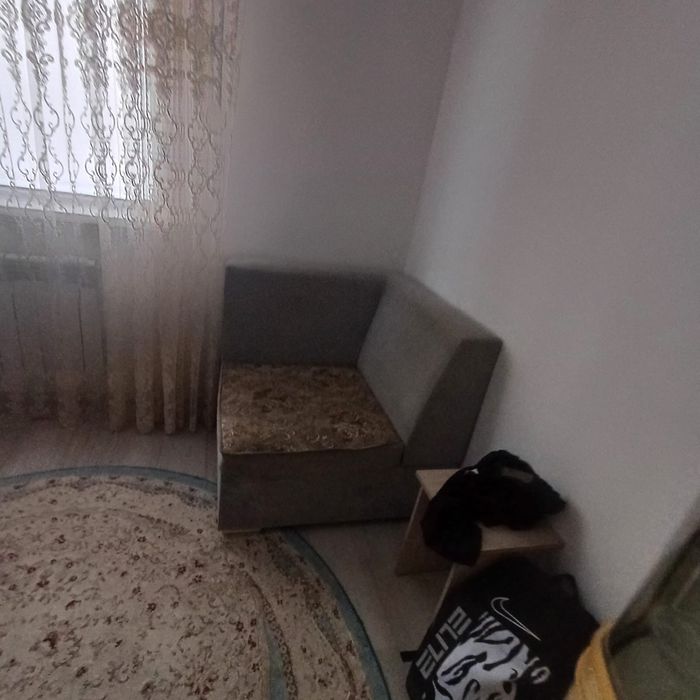 Два больших дивана