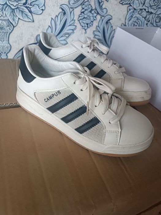 Продам кроссовки