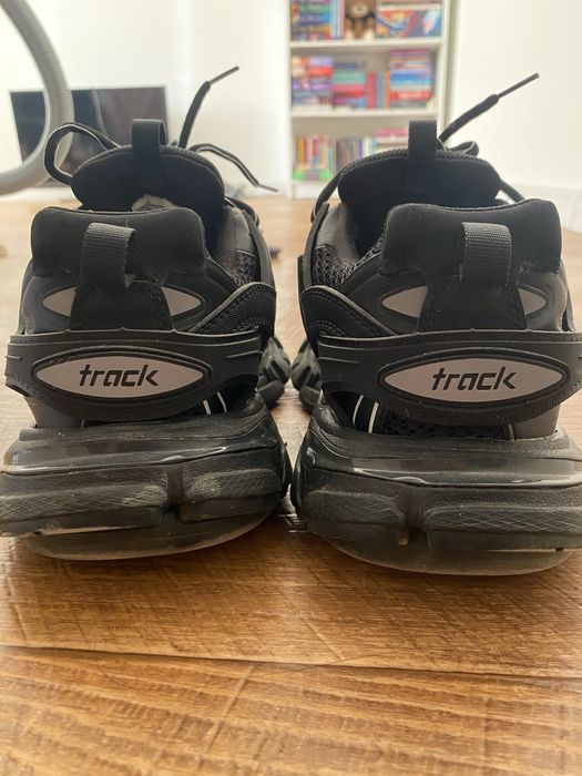 Balenciaga track