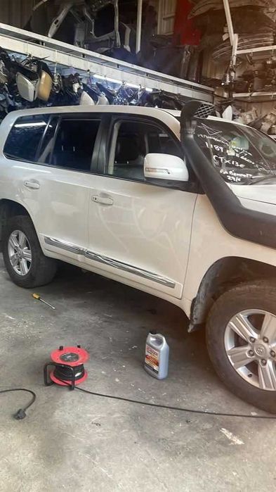 Дверь тойота ленд крузер 100-200