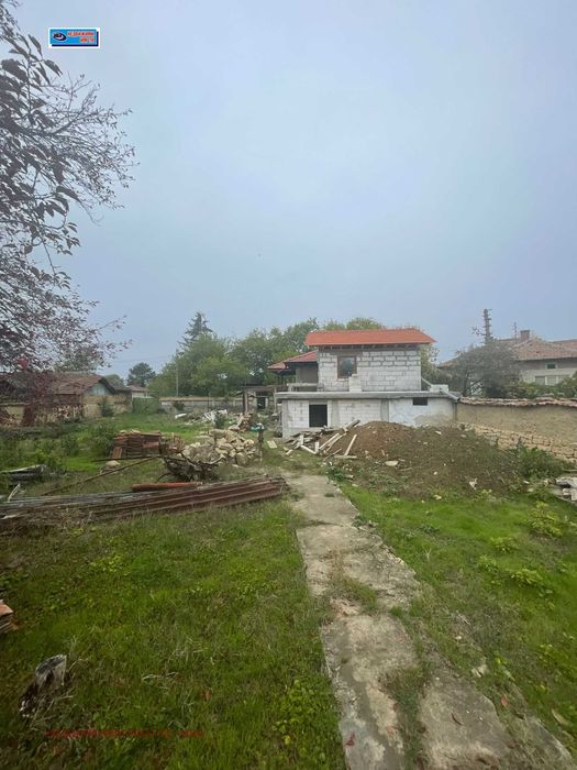 Къща в с. Драганово, общ. Горна Оряховица