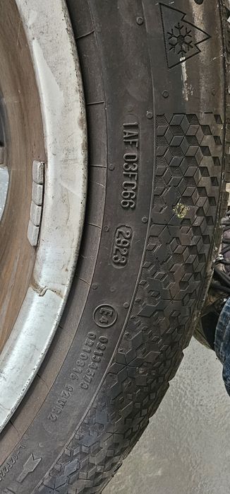 Продавам Гуми с джанти