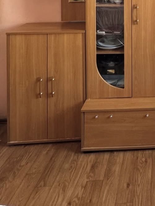 Продам шкаф из мебельной стенки