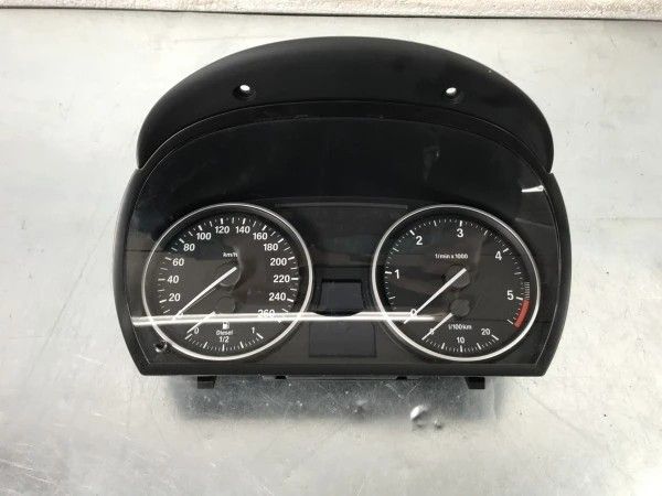 Ceas bord BMW X1 E84 2012 cod 924237101
