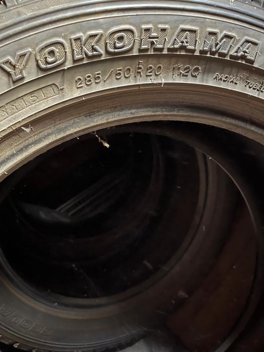 Продам шины комплект YO