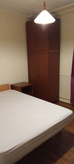 Închiriez apartament 2 camere