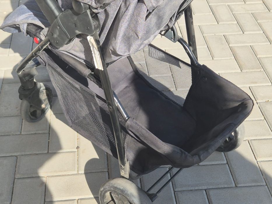 Коляска детскаяя