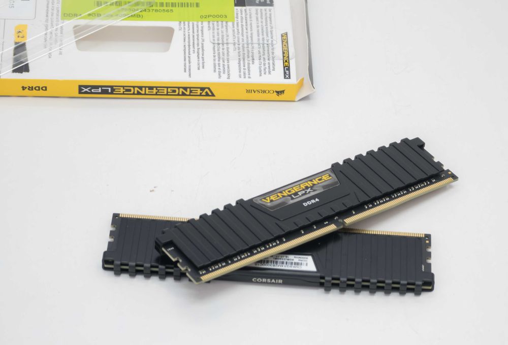 Corsair Vengence LPX 8GB (2x4GB) DDR4 3000MHz C15 KIT