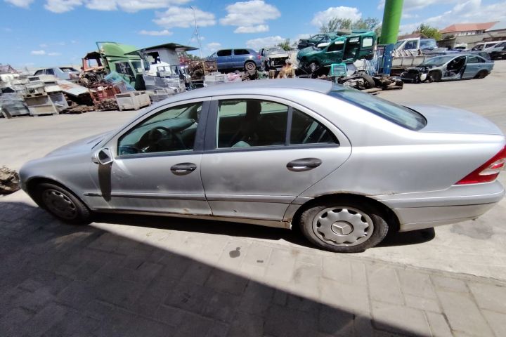 Lampa / Tripla stop stanga pe aripa Mercedes-Benz C-Class W203