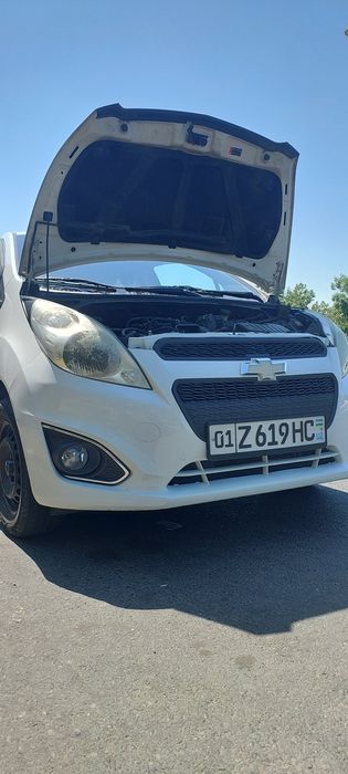 Spark 2016 xolati yaxshi gaz baloni bor