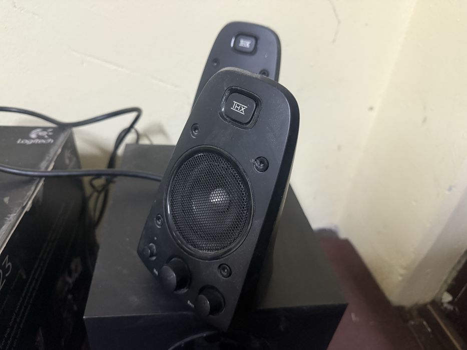 Logitech Z623 200W rms