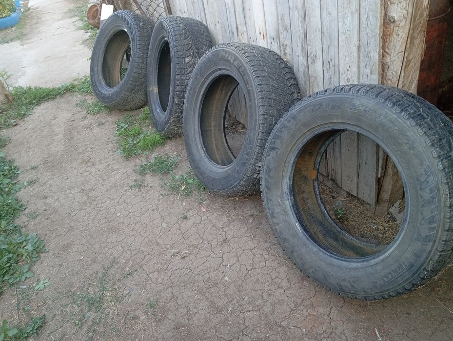 Продам покрышки R18