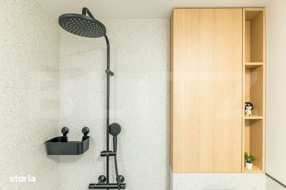 Apartament 3 camere, 95 mp, 2 parcari, zona UMF