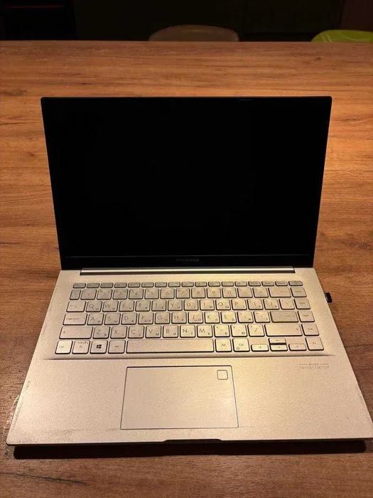 Продам Ультрабук Asus Vivobook
