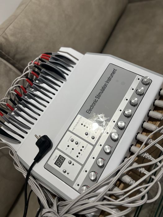 Aparat electrostimulare