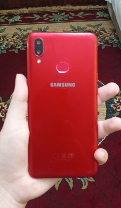 Телефон Galaxy а10s 2/32 хорошом состоянии работает