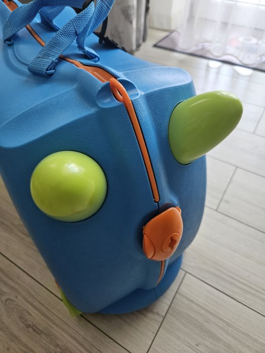 Valiza cu roti Trunki 18L