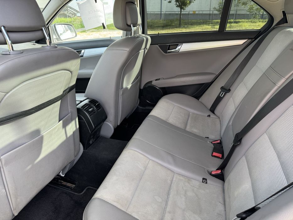 Mercedes C200 646 136кс
