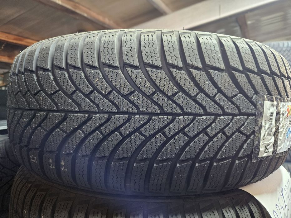 215/55R16 Prinx зимни