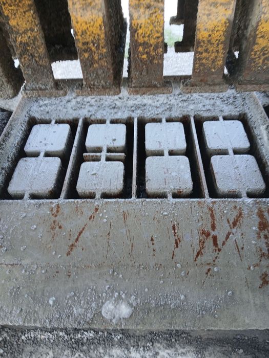 Shlakablok g'isht chiqarish apparati