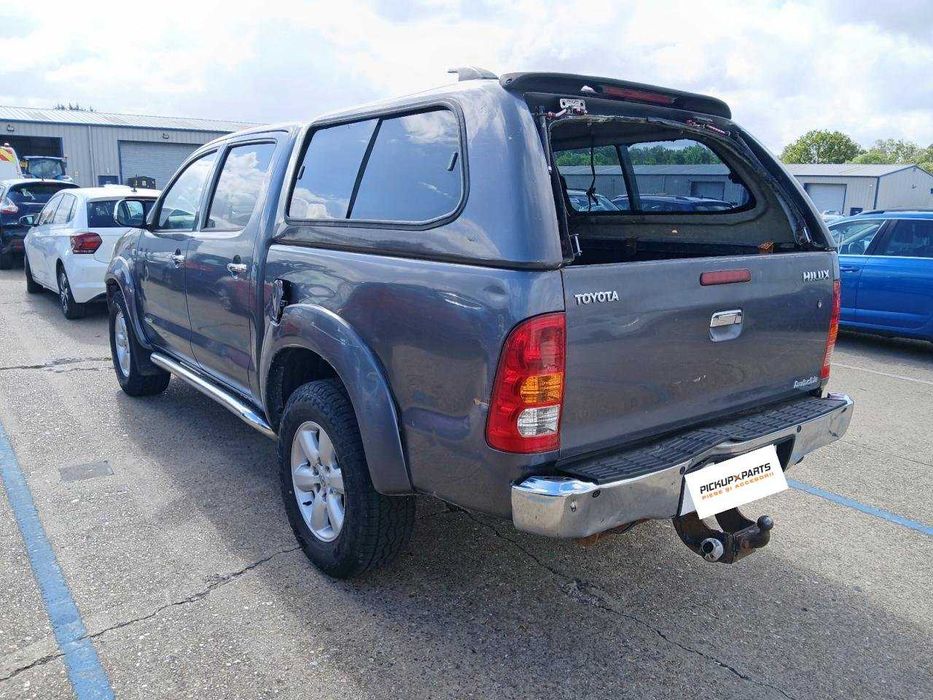Dezmembrez Toyota hilux  3.0 Diesel D-4D ; 126KW/171CP 2005-2015