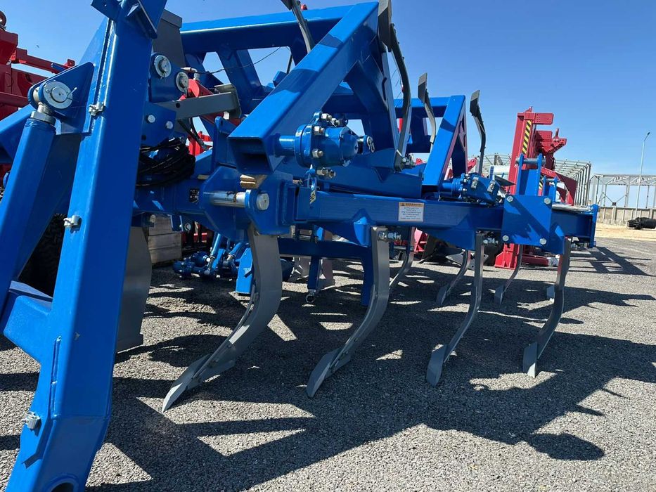 Плуг чизельный полунавесной ПЧП-6,0МК