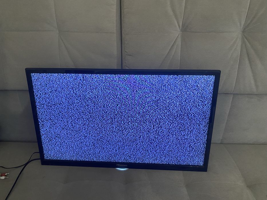 Телевизор Hisense диагональ 32 б/у 81см