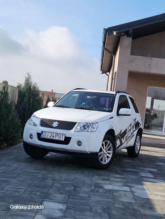 SUZUKI Grand Vitara
