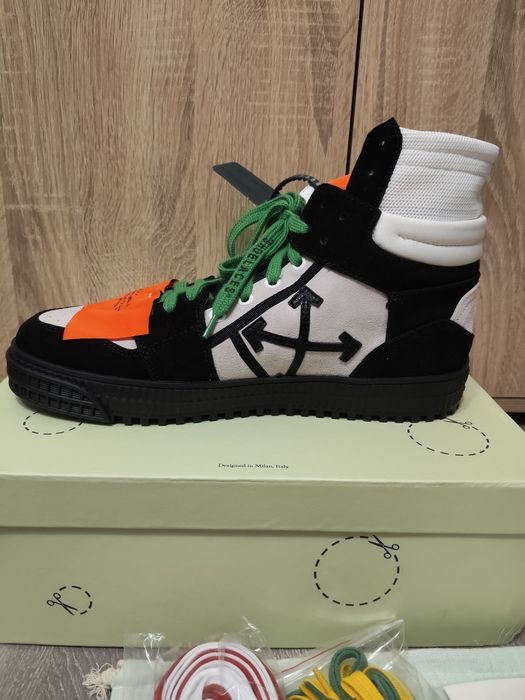 Off White 3.0 Mid Court