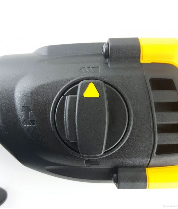 Акумулаторен Перфоратор DeWALT DCH133+4Ah+Зарядно +Куфар