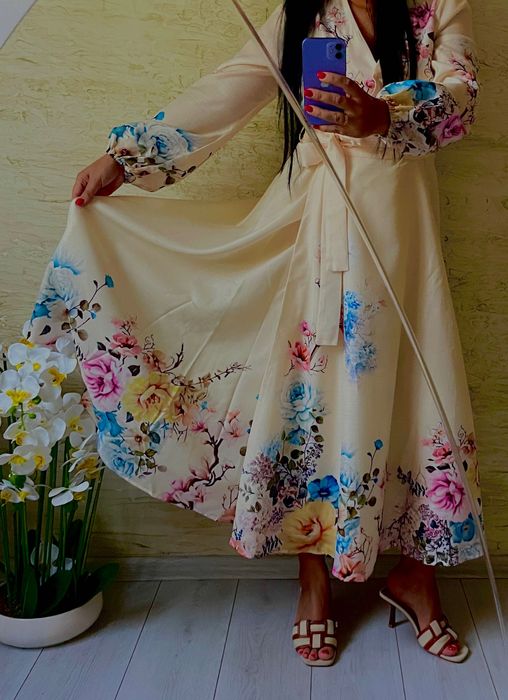 Дълги рокли -нови Намаление