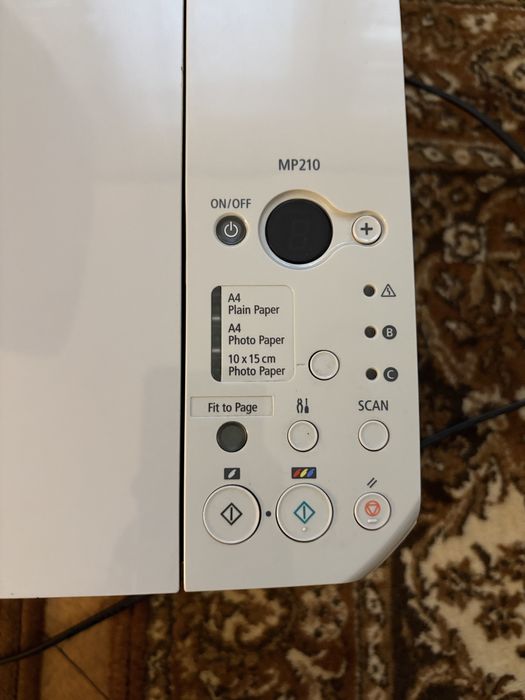 Принтери, скенер Канон.