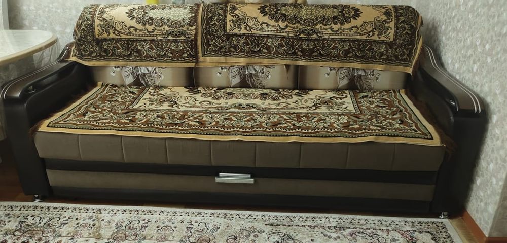 Продам диван новый