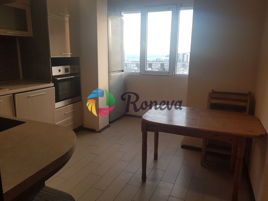 3-стаен в Варна-Базар Левски площ 100 цена 260000