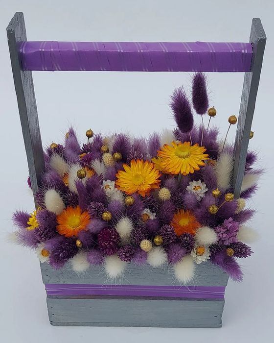 Корзинка с сухоцветами