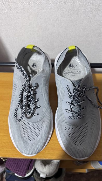 Кроссовки унисекс, 36 размер