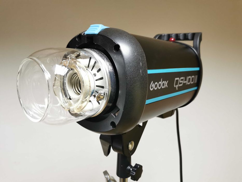 Godox QS400 II студийна светкавица