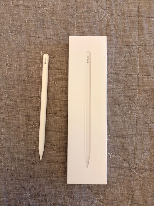 Apple Pencil 2 cu încărcare magnetică