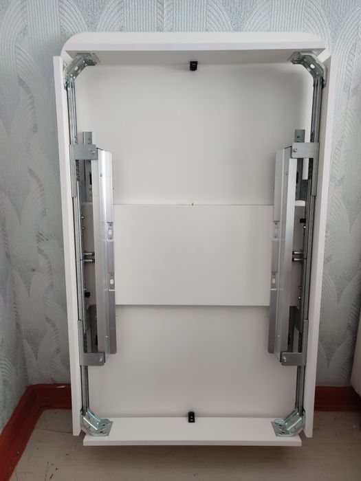 Продам новый стол с фотопечатью.