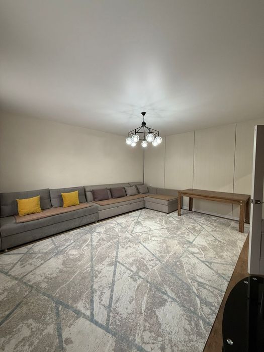 Продам двухэтажный дом