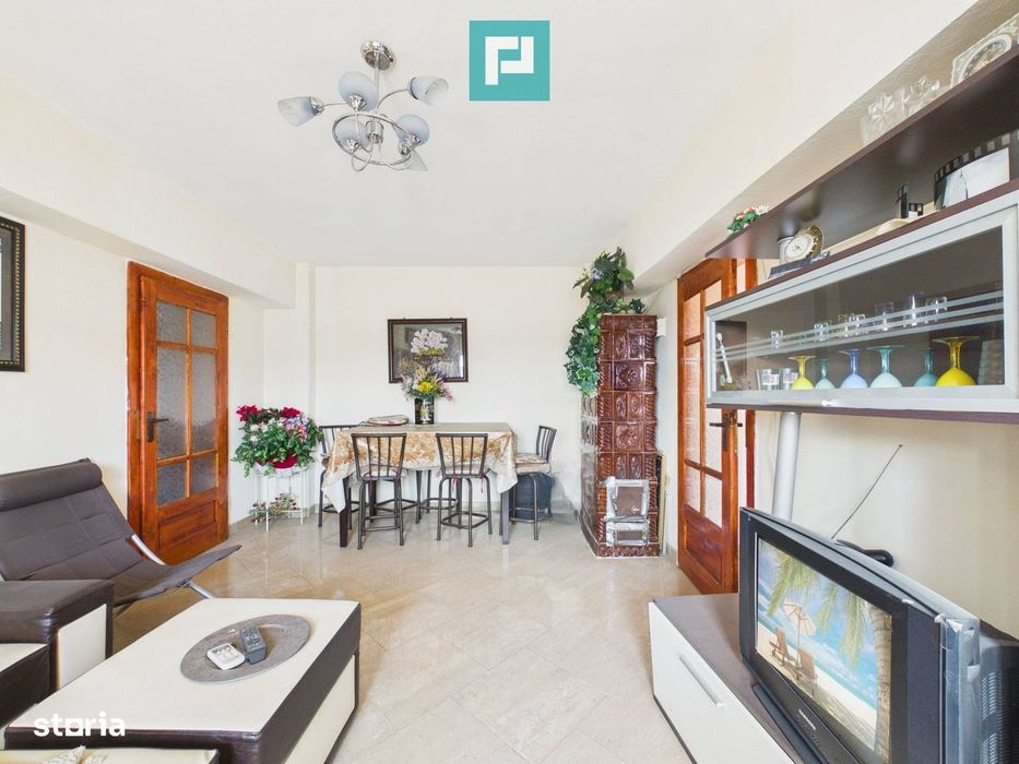 Apartament cu 3 camere, în orașul Sebiș, Arad