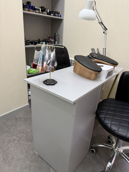 Стол для маникюра