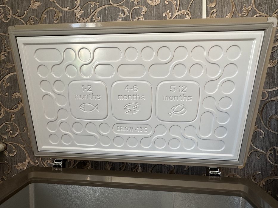 Продам морозильную камеру Leadbros