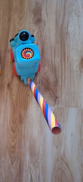 Tricicleta copii cu sistem ghidare + cadou jucarie locomotiva