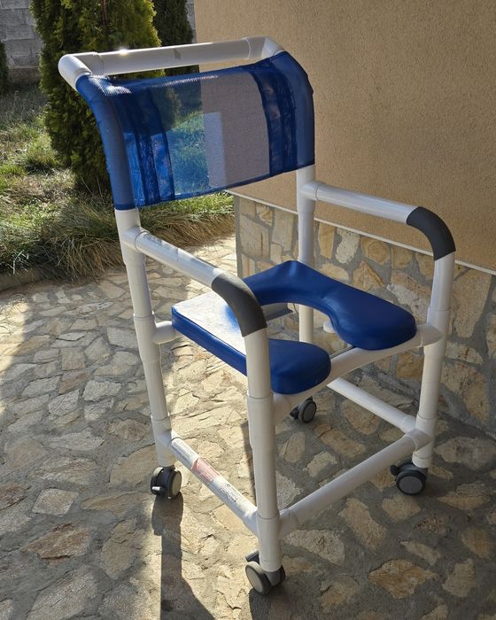 Тоалетни столове за баня