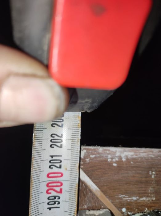 Продам пластиковую дверь