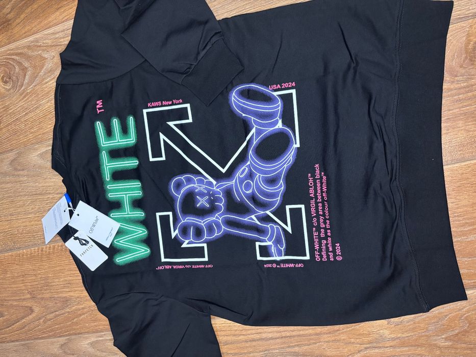 Чисто нови мъжки блузи