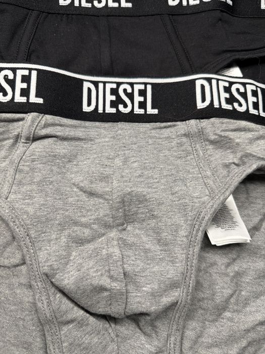 Diesel set 3 chiloti negru-bleumarin-grin marimea M noi originali