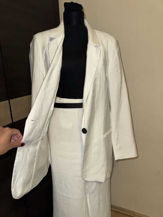 Costum sacou si pantaloni ZARA